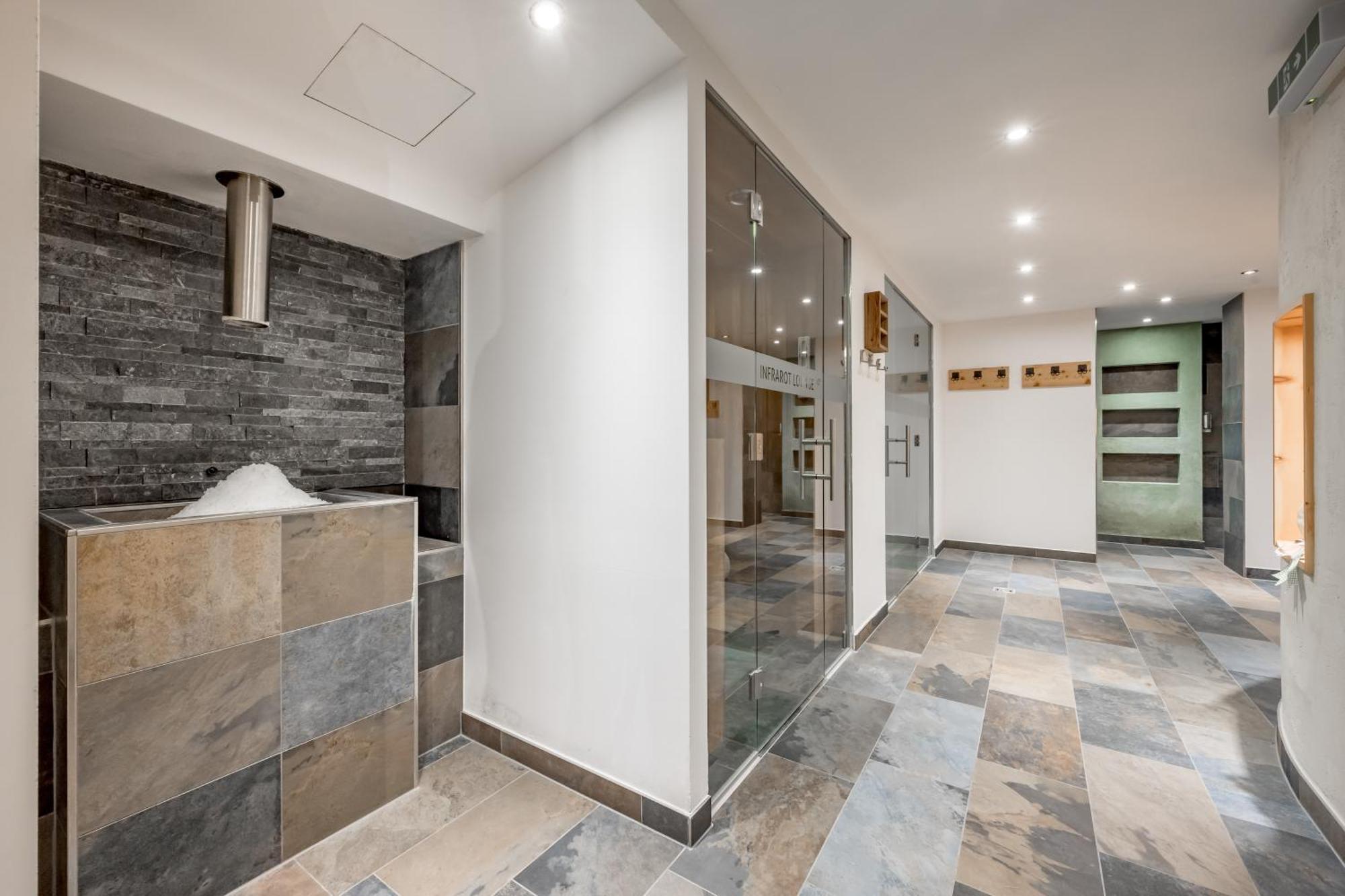Tilia Living - B&B Mit Dem Komfort Eines Kleinen, Feinen Hotels Ried im Oberinntal Ngoại thất bức ảnh