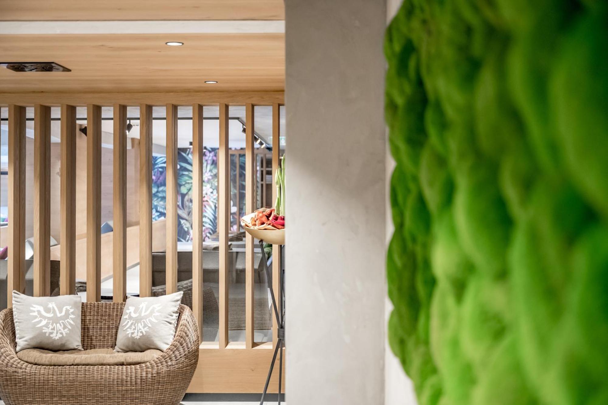 Tilia Living - B&B Mit Dem Komfort Eines Kleinen, Feinen Hotels Ried im Oberinntal Ngoại thất bức ảnh
