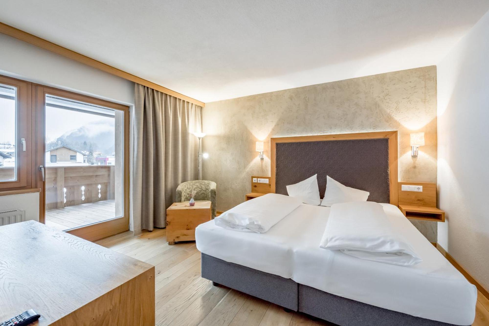 Tilia Living - B&B Mit Dem Komfort Eines Kleinen, Feinen Hotels Ried im Oberinntal Ngoại thất bức ảnh
