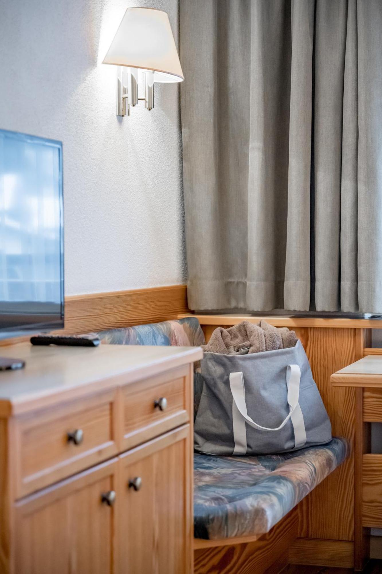 Tilia Living - B&B Mit Dem Komfort Eines Kleinen, Feinen Hotels Ried im Oberinntal Ngoại thất bức ảnh